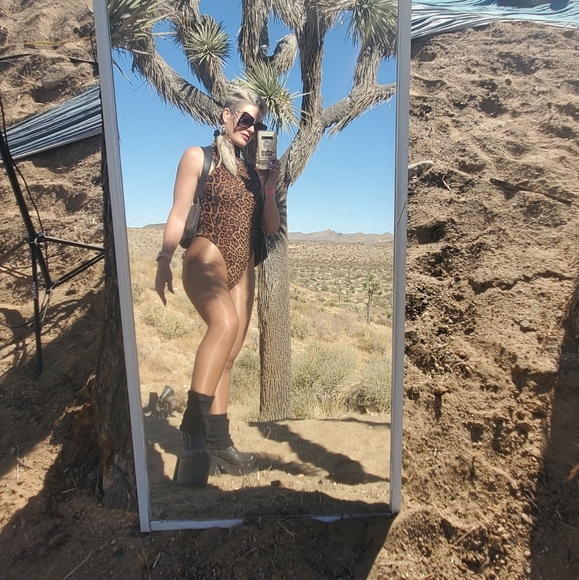 Meet your Posher, Audrey - Picture 8 of 11